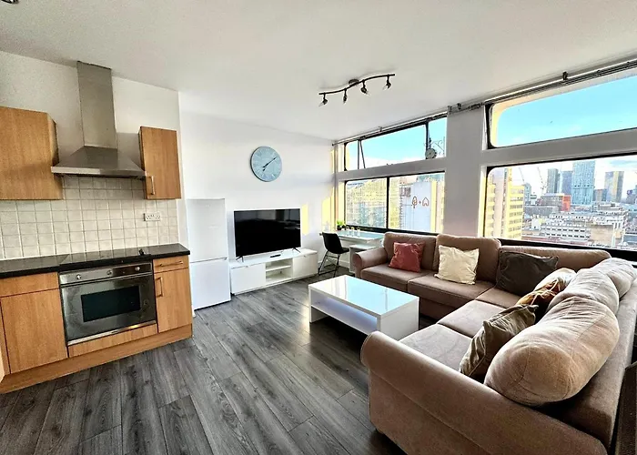 2 Bedroom, 2 Bath, Very Popular City Centre